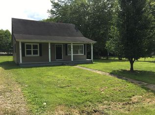 43 5th Ave, Clay City, KY 40312
