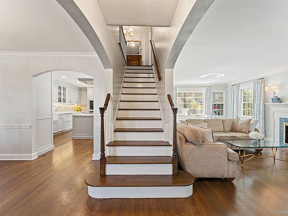 5th image of 44 Sprague Road