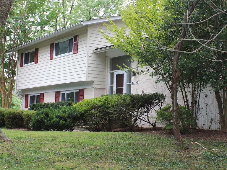3334 Mansfield Rd — Photo 4