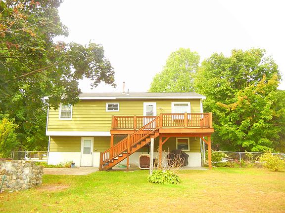 2nd image of 270 Rowland St