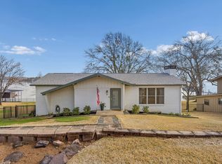 25 Shoreline Dr, Malakoff, TX 75148