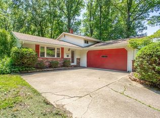 36475 Aurensen Rd, North Ridgeville, OH 44039