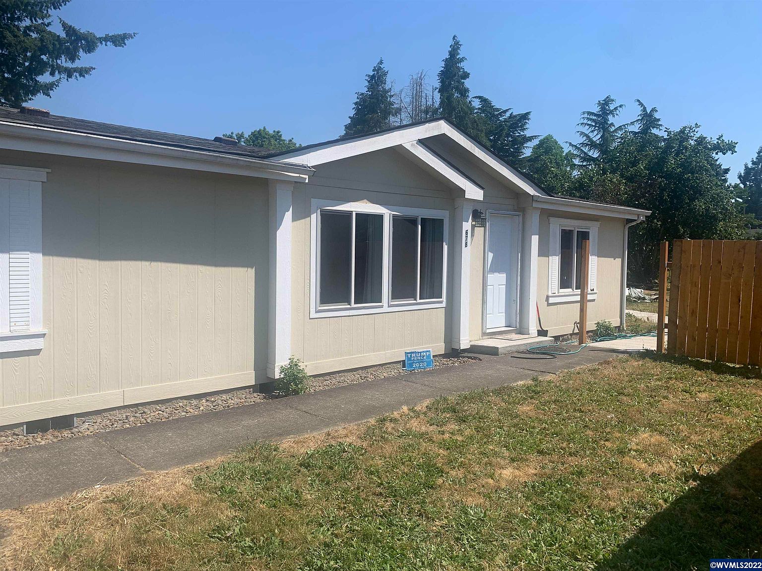 678 E Grant St, Lebanon, OR 97355 | Zillow