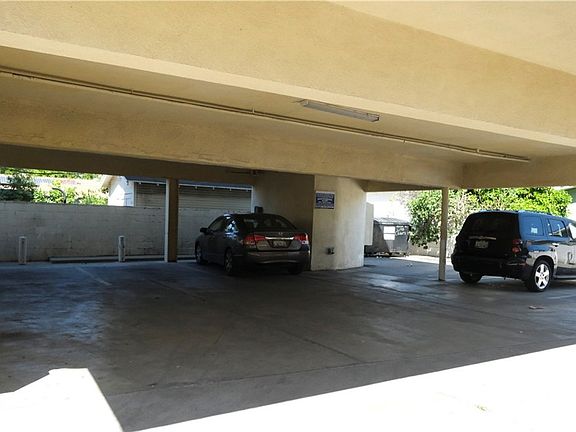5th image of 4553 W 17th St