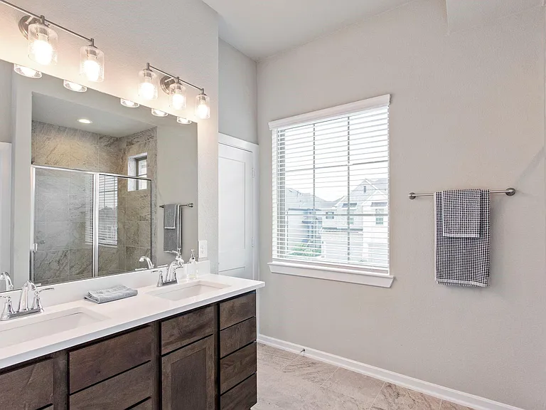 1531 Rustling Creek Dr — Photo 14