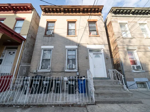 428 56th Street image 1 of 19