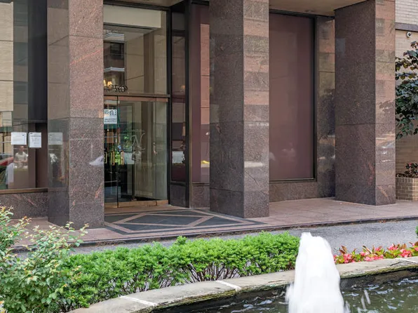 250 East 87th Street image 10 of 11