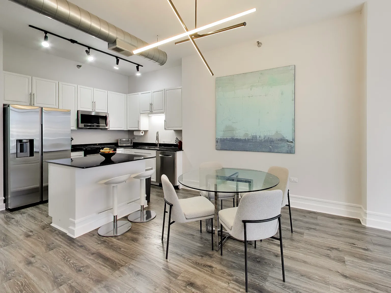 901 W Madison St — Photo 4