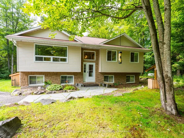 1261 Falkenburg Rd, Muskoka Lakes, ON P1L 1X4
