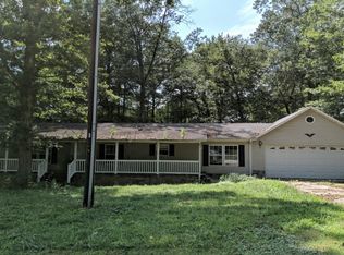 117 Chestnut Oak Rd, Union Grove, NC 28689