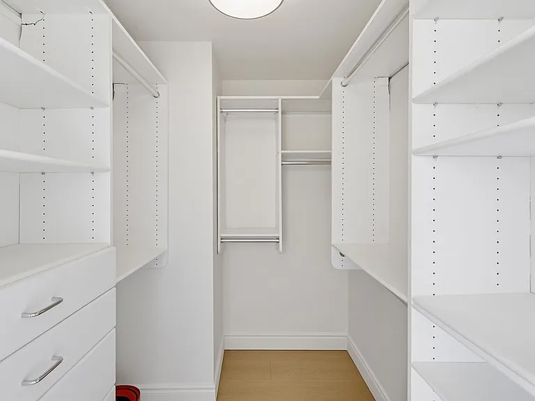 702 Ash St #702 — Photo 18