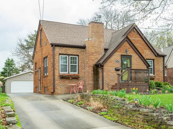 1647 Beaver Ave, Des Moines, IA 50310
