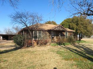 2960 Fm 367 E, Iowa Park, TX 76367
