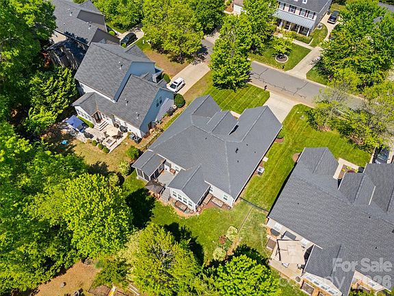 4th image of 7211 Meyer Rd