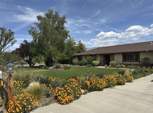 800 Valley West Cir, Bishop, CA 93514