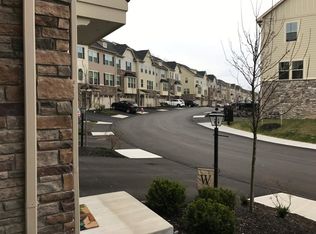 849 Beacon Ln, Pittsburgh, PA 15237