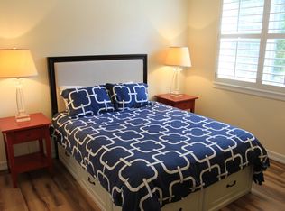 2200 S University Blvd APT 212, Denver, CO 80210