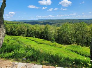 29 Stissing View Dr, Rhinebeck, NY 12572