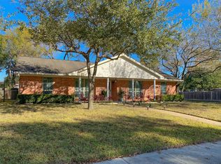 5802 Hewitt Dr, Houston, TX 77092