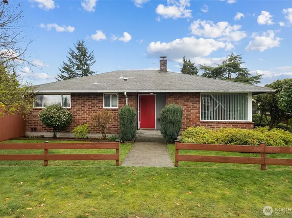 14204 12th Avenue SW, Burien, WA 98166