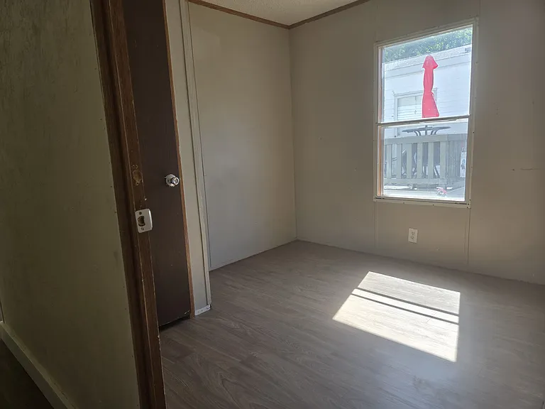 602 S Vista Ln #30 — Photo 3