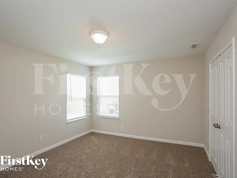 10576 Glenwyck Pl — Photo 13