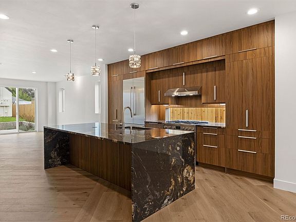 4th image of 3153 W 26th Ave #L