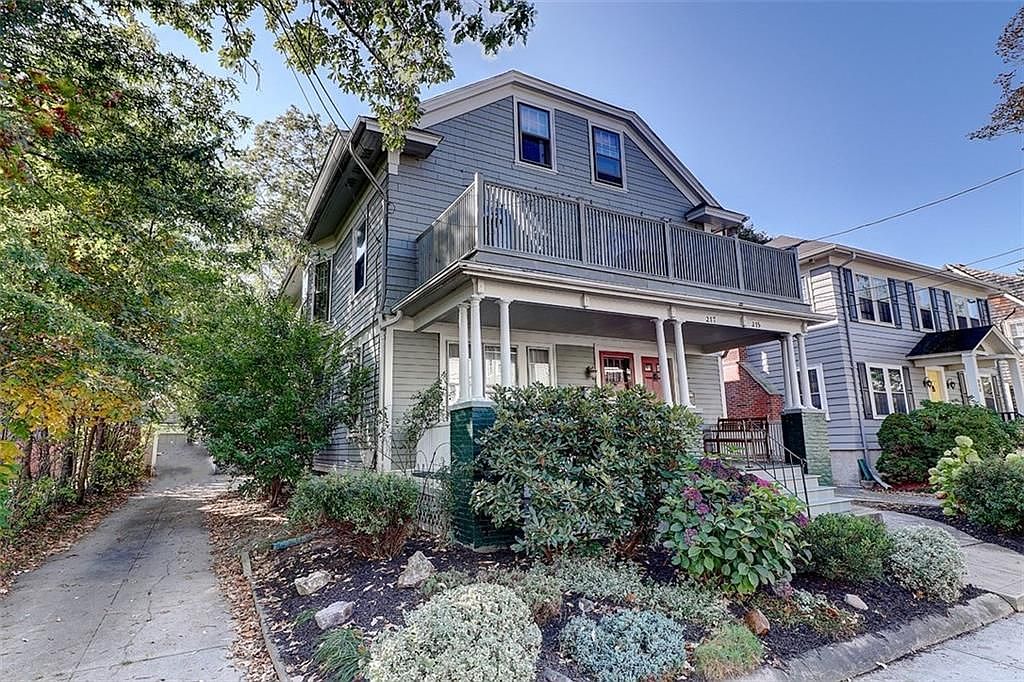 215 Rochambeau Ave, Providence, RI 02906 Zillow