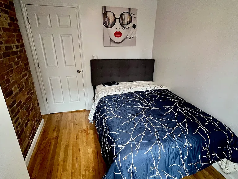 170 Delancey St #3 — Photo 5