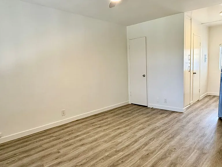 11511 Rochester Ave — Photo 1