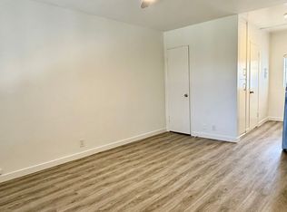 11511 Rochester Ave, Los Angeles, CA 90025