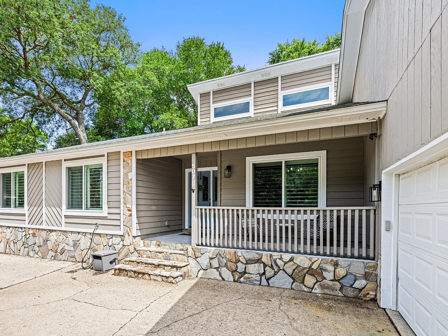 507 Nassau Drive - 1 — Photo 2