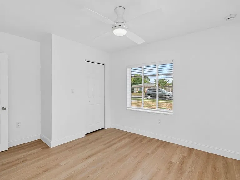 608 Fairfax Rd — Photo 44