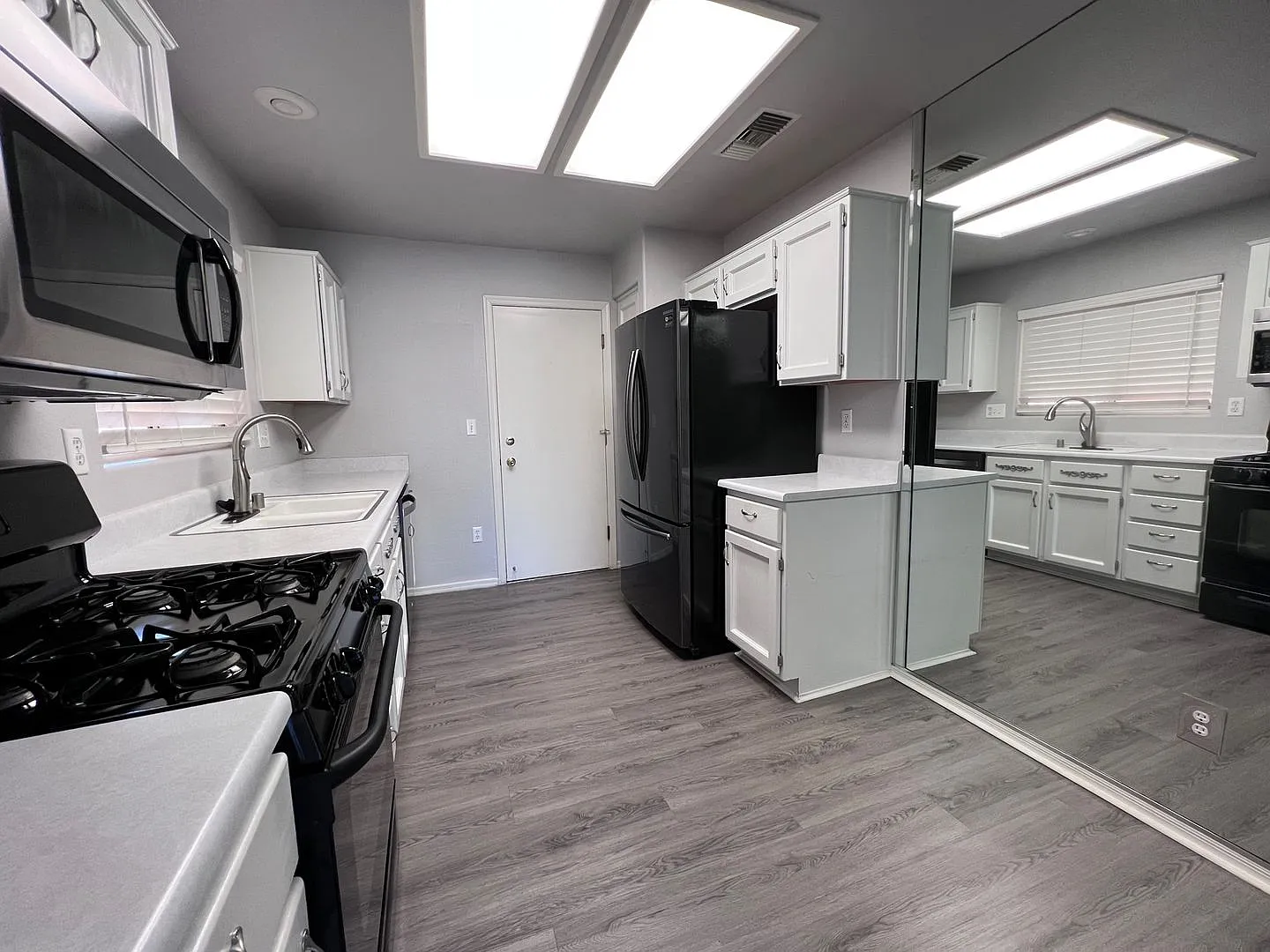 Sun City Summerlin 55+ Community 2 Bedroom Townhome — Photo 4