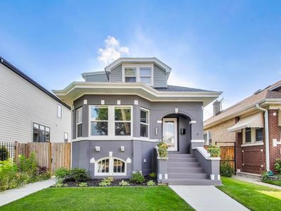 5524 N Luna Ave, Chicago, IL, 60630