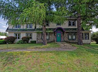 1105 New Loudon Rd, Cohoes, NY 12047