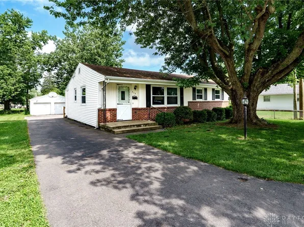 718 Macarthur Way, Washington Court House, OH 43160