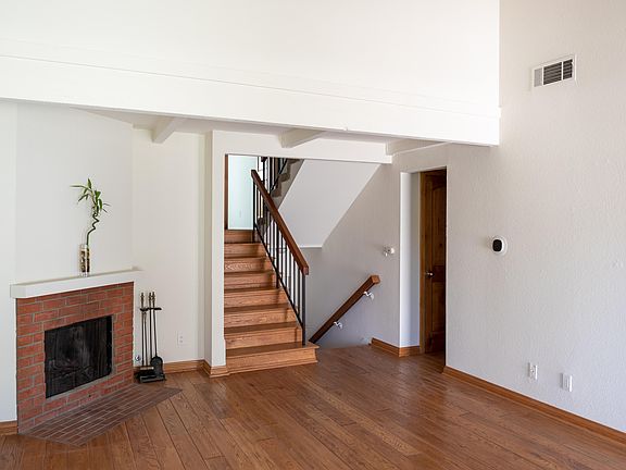 2nd image of 1274 Ramona Dr