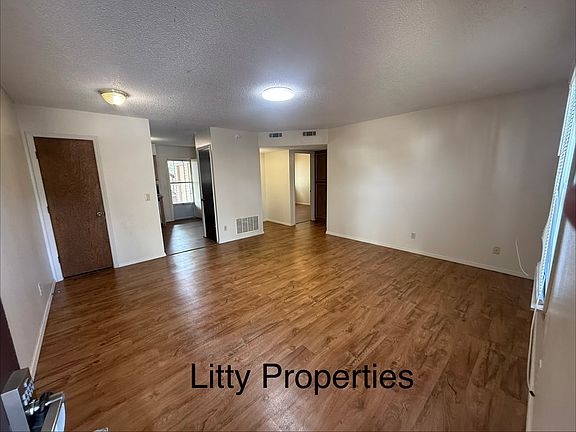2nd image of 237 Hillcrest Rd APT 1