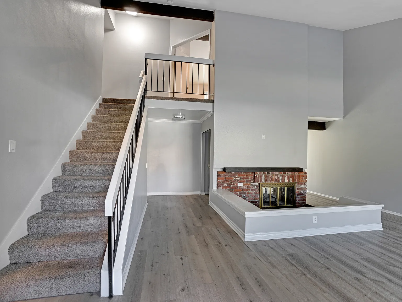 22156 Crane St — Photo 3