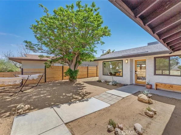 61483 Capilla Dr, Joshua Tree, CA 92252