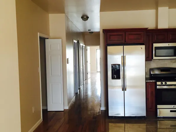 260 Boyd Avenue image 7 of 21