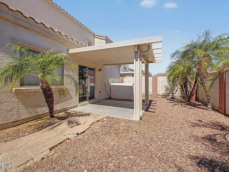 8777 W Dahlia Dr — Photo 30