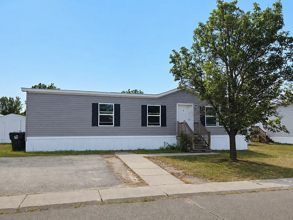 141 Laurel Leah #141B