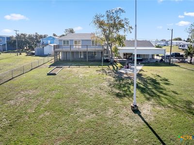 610 N 13th St, Port O Connor, TX, 77982