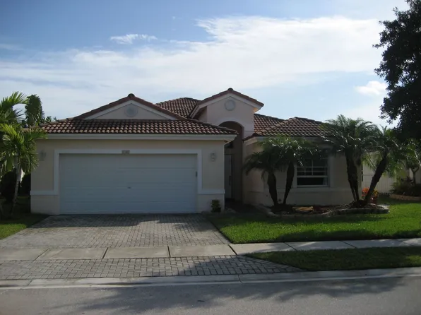 1521 SW 186th Ave, Pembroke Pines, FL 33029
