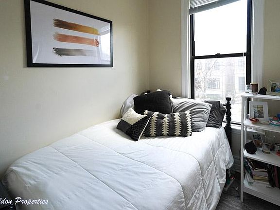 Bedroom1 - overlooking Lakewood Ave.