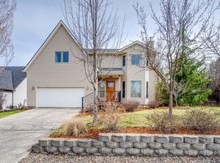 665 SE Meadow Vale Dr, Pullman, WA 99163