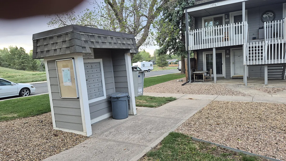 Mail Box - 1496 S Pierson St #105