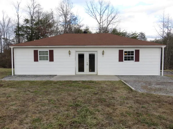 704 Gamble Gap Rd, Tellico Plains, TN 37385